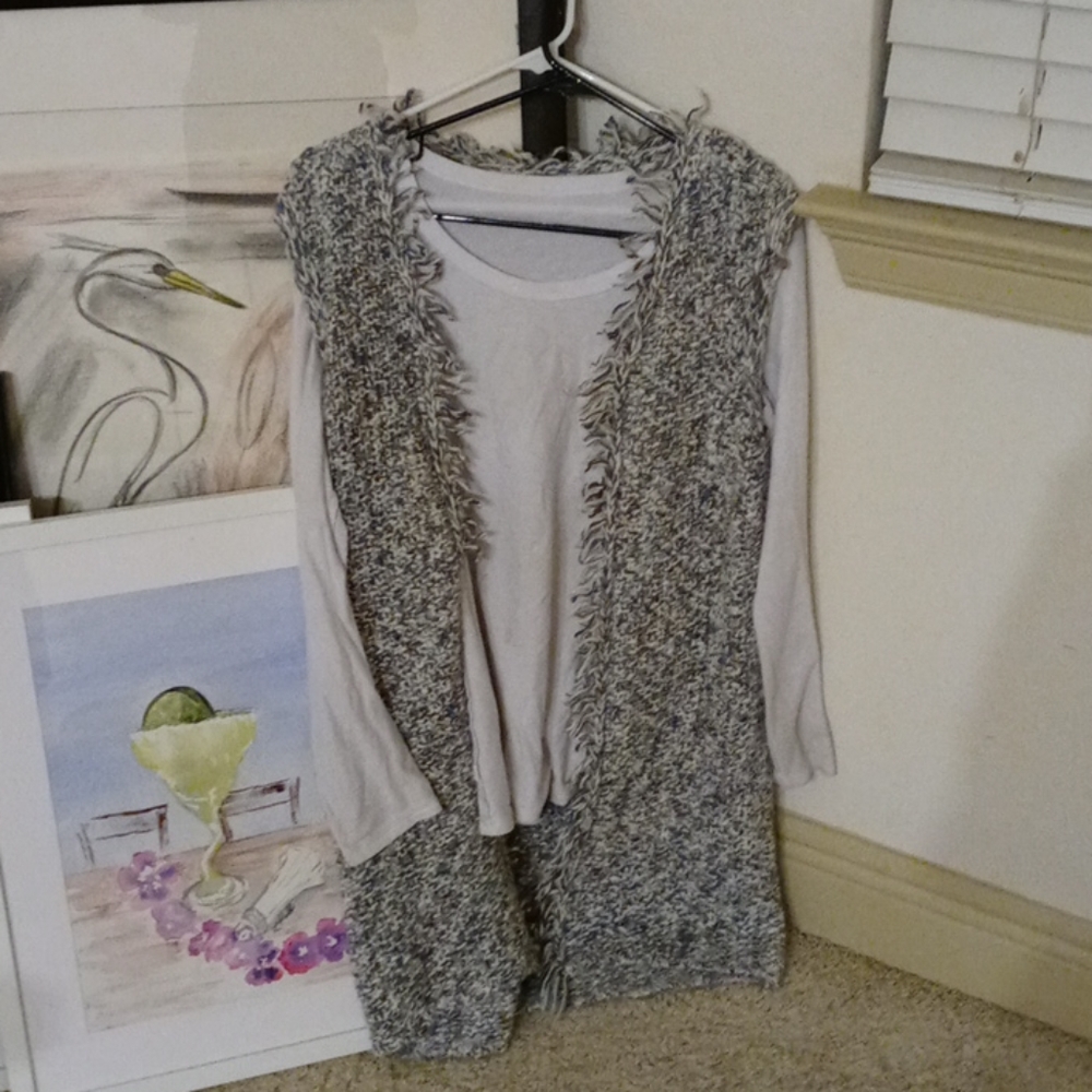Chico's Marbled Sleeveless Sweater